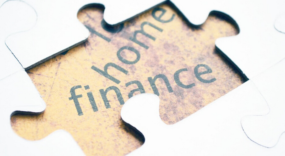 李克强:创新货币政策工具 降低融资成本